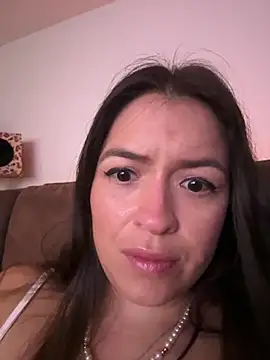 Little  Danni1 online show from 8, 4, 2026