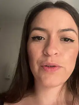 Little  Danni1 online show from 7, 6, 2026