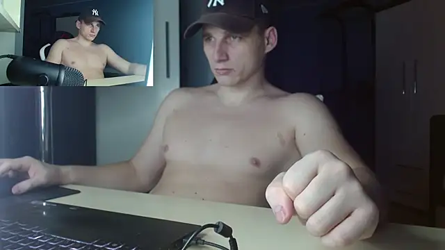 Poliglotjoe1 online show from 16, 12, 2025