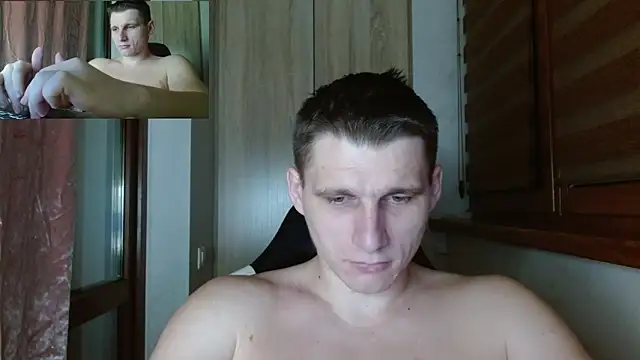 Poliglotjoe1 online show from 5, 3, 2026