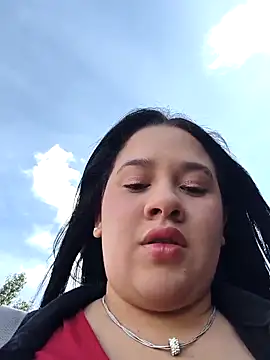 Kendra-daring online show from 3, 12, 2025