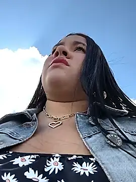 Kendra-daring online show from 25, 4, 2026