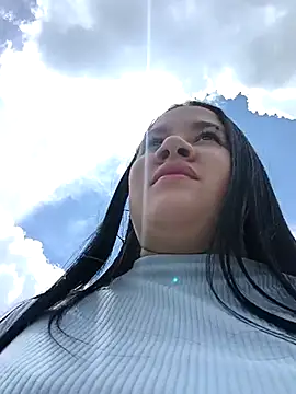 Kendra-daring online show from 27, 4, 2026