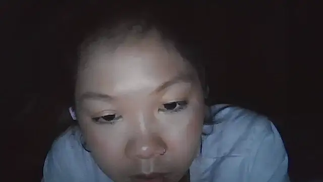 cryptokimgirl online show from 28, 2, 2026