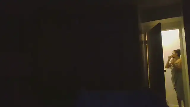 cryptokimgirl online show from 3, 3, 2026