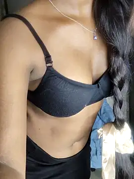 Simran 0011 online show from 26, 4, 2026