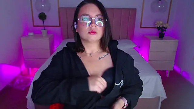 Alice Sinclair  online show from 20, 11, 2025