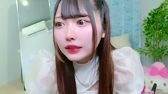 Snapshot of _Sakura_F chatting on 8, 6, 2026 Sakura F online show from 8, 6, 2026