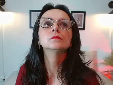 Juliana  lx online show from 3, 2, 2026