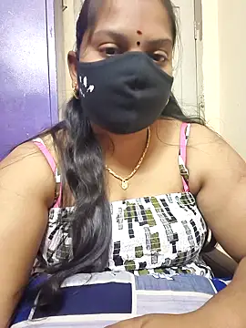 Snapshot of Paru_Tamil_Ponnu chatting on 28, 11, 2025 Paru Tamil Ponnu online show from 28, 11, 2025