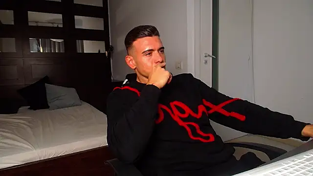 ElijahThorne online show from 13, 3, 2026