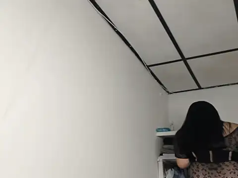 kira-stormm online show from 19, 2, 2026