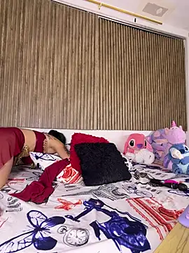 Hayley-Fox online show from 25, 4, 2026