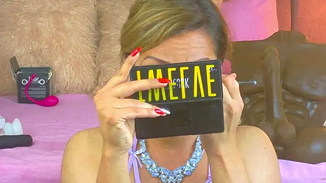 Lunitaa Diva online show from 21, 7, 2026