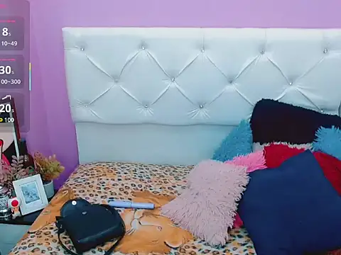 Snapshot of xwetdreamsx chatting on 5, 1, 2026 xwetdreamsx online show from 5, 1, 2026