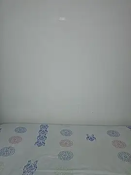 mila curvy online show from 3, 12, 2025