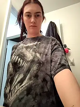 LaylaLucis online show from 1, 5, 2026
