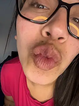 Snapshot of LyaRose chatting on 18, 1, 2026 LyaRose online show from 18, 1, 2026