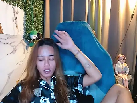 imadriana12 online show from 13, 1, 2026