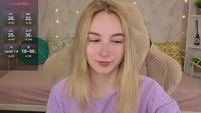 Snapshot of Shy_Polly chatting on 11, 6, 2026 Shy Polly online show from 11, 6, 2026