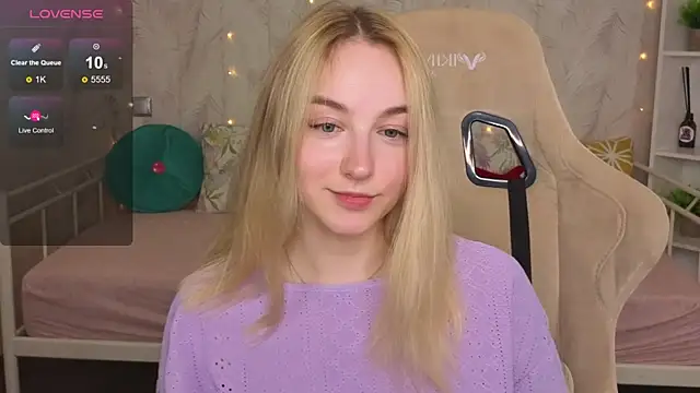Snapshot of Shy_Polly chatting on 11, 6, 2026 Shy Polly online show from 11, 6, 2026