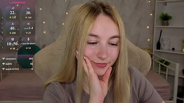 Shy Polly online show from 23, 7, 2026