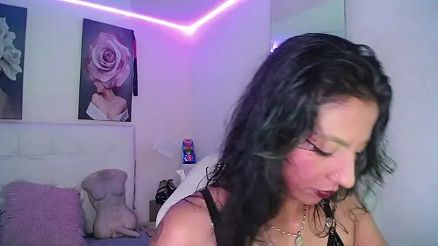 Snapshot of SamathaMay chatting on 3, 6, 2026 SamathaMay online show from 3, 6, 2026