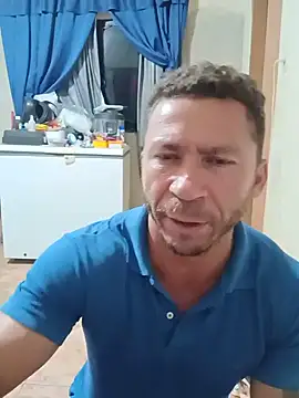 Snapshot of RobertoLuiz84 chatting on 23, 6, 2026 RobertoLuiz84 online show from 23, 6, 2026