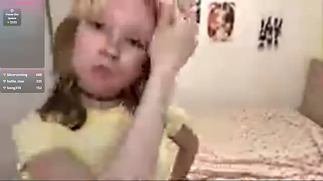 Snapshot of ElfriedaZwack chatting on 24, 5, 2026 ElfriedaZwack online show from 24, 5, 2026