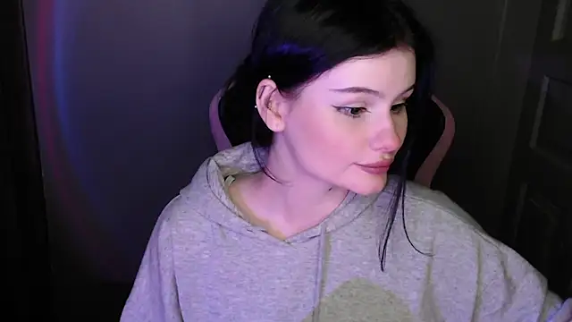 Moon raven online show from 21, 2, 2026