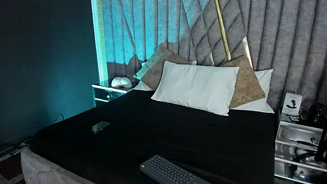 NicolaiKarav online show from 25, 4, 2026