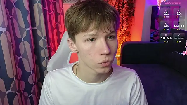 cuMte boy online show from 26, 4, 2026