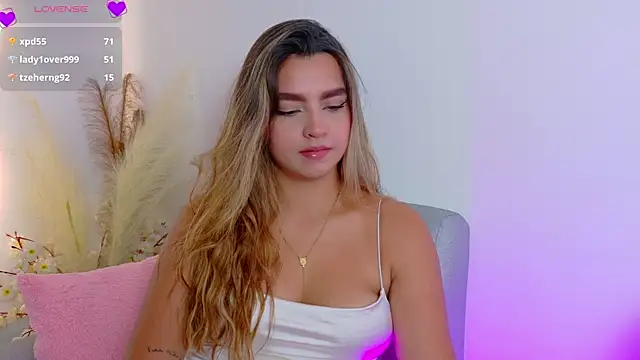 Ambar Carter online show from 24, 4, 2026