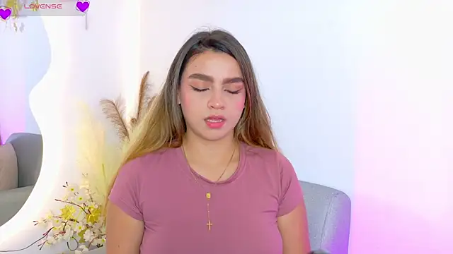 Ambar Carter online show from 10, 6, 2026