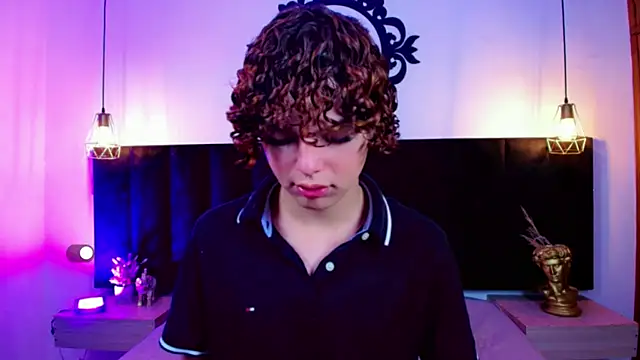 Skyee angel online show from 6, 1, 2026