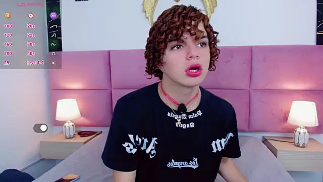 Skyee angel online show from 25, 2, 2026