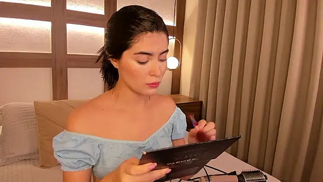 SarhaVega online show from 24, 2, 2026