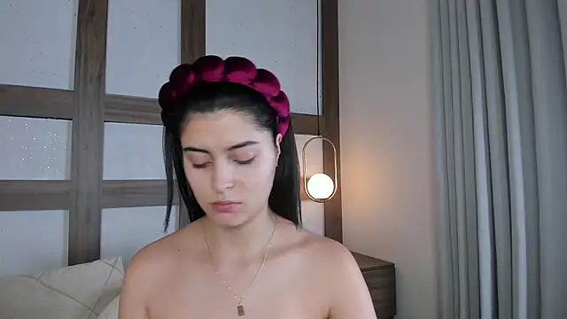 SarhaVega online show from 23, 4, 2026