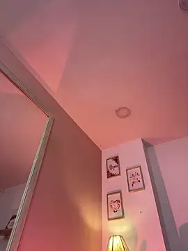 LauraRaider online show from 23, 4, 2026