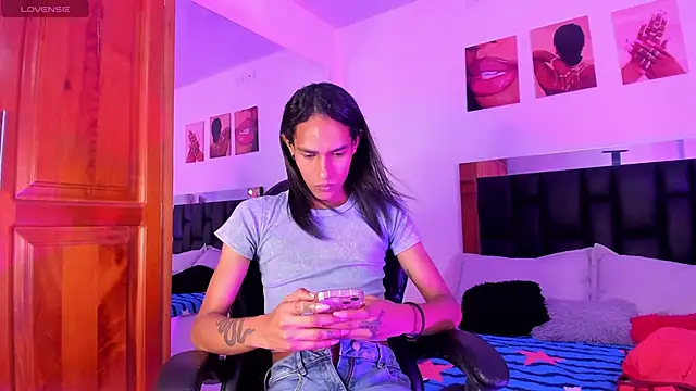 ValeryTs1 online show from 18, 4, 2026