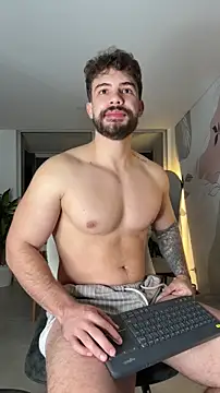 Valenthino Salvatore online show from 5, 3, 2026