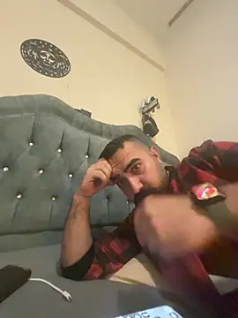 Snapshot of Ali2413 chatting on 11, 1, 2026 Ali2413 online show from 11, 1, 2026