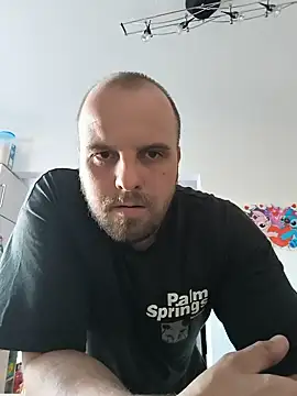 Phoenix2310 online show from 9, 7, 2026