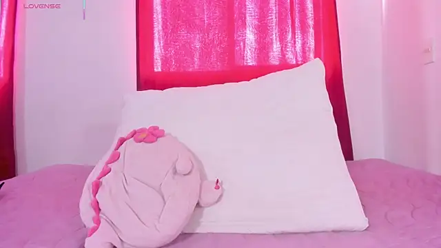 juanaaa 240 online show from 23, 4, 2026