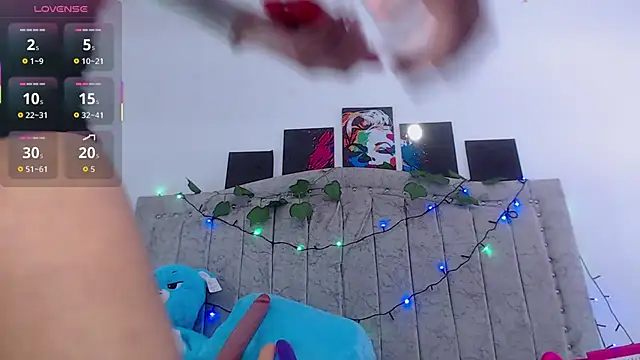 Tinyy Star online show from 2, 4, 2026