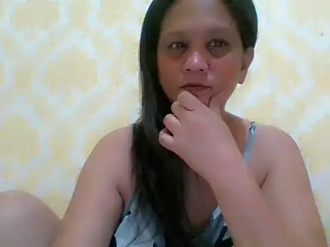 divinegrace1983 online show from 8, 4, 2026