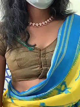 honeygirl6996 online show from 18, 4, 2026