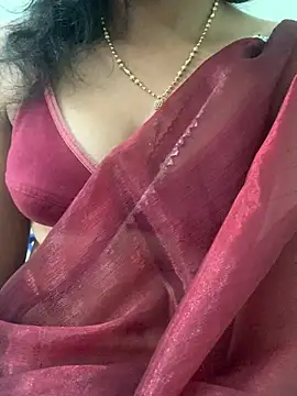 honeygirl6996 online show from 9, 7, 2026