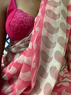 honeygirl6996 online show from 15, 7, 2026