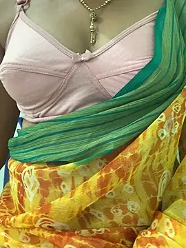 honeygirl6996 online show from 28, 7, 2026